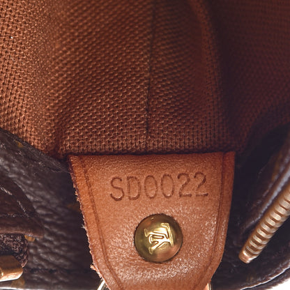 Louis Vuitton Monogram Cabas Mezzo 7 of 15