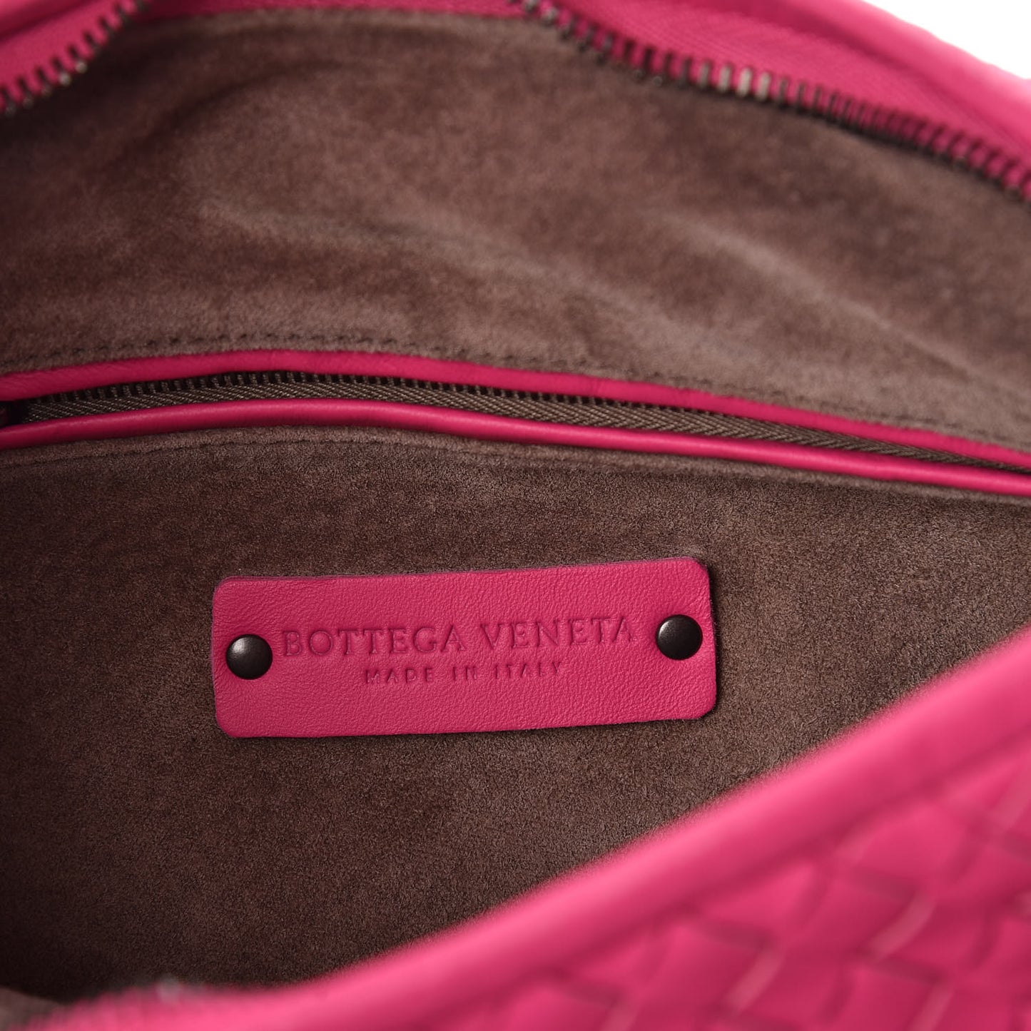 Nappa Intrecciato Medium Belly Veneta Hobo Rosa Shock