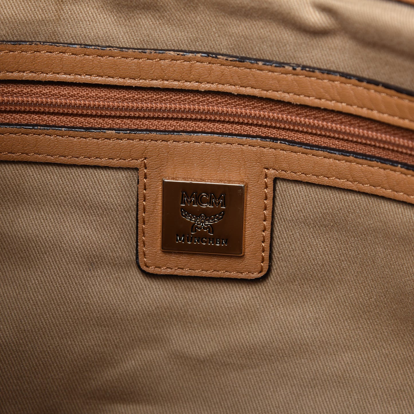 Visetos Medium Essentials Shopper Tote Cognac