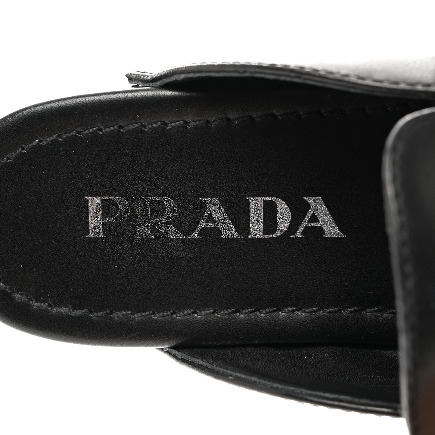 Natural Calfskin Metal Triangle Logo 45mm Clogs Black