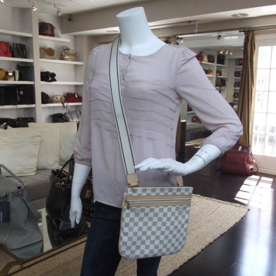 Louis Vuitton Damier Azur Bosphore Pochette 2 of 8