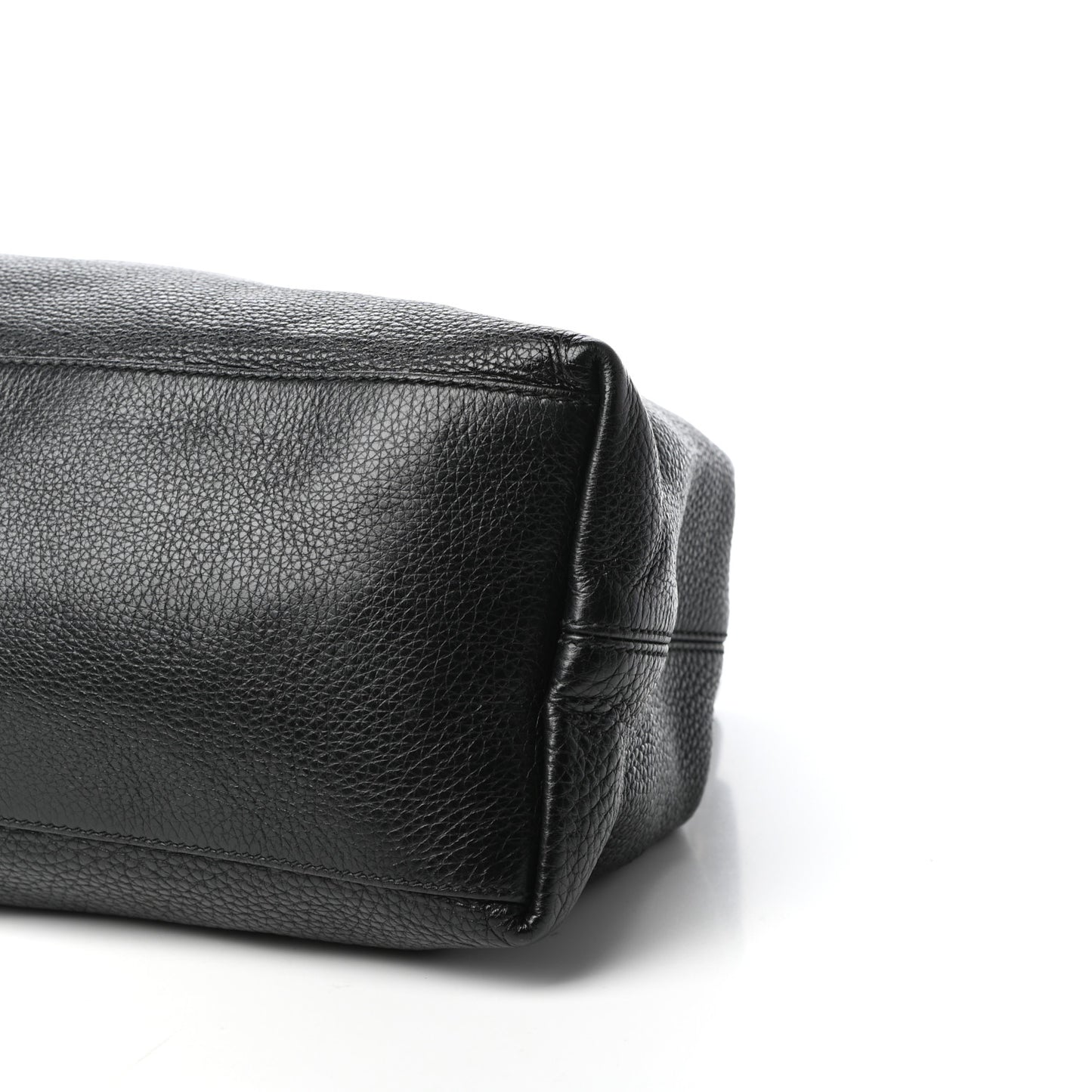 Pebbled Calfskin Medium Soho Chain Shoulder Bag Black