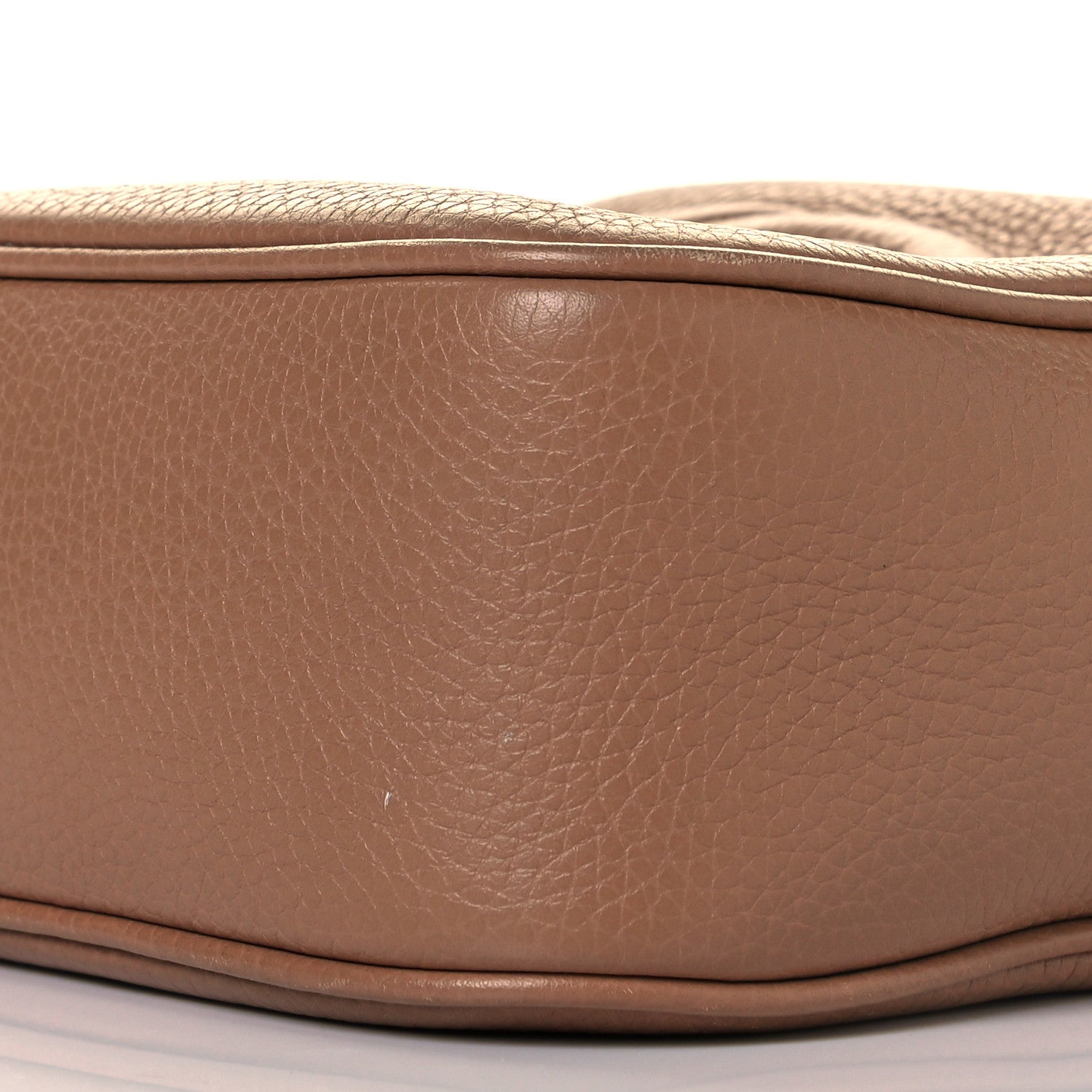 Gucci Pebbled Calfskin Small Soho Disco Bag Camelia 9 of 11