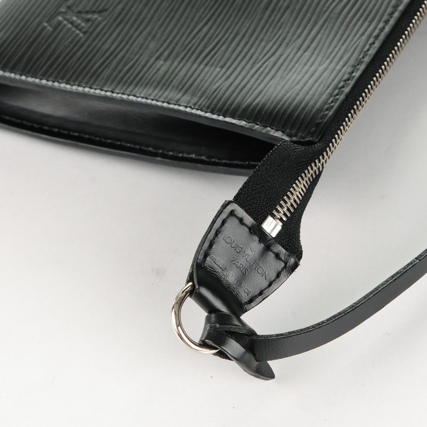 Louis Vuitton Epi Pochette Accessories 24 Black 6 of 7