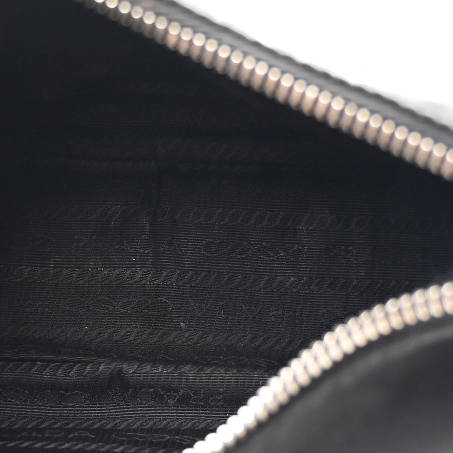 Prada Nylon Re-Edition 2005 Shoulder Bag Black 5 of 11