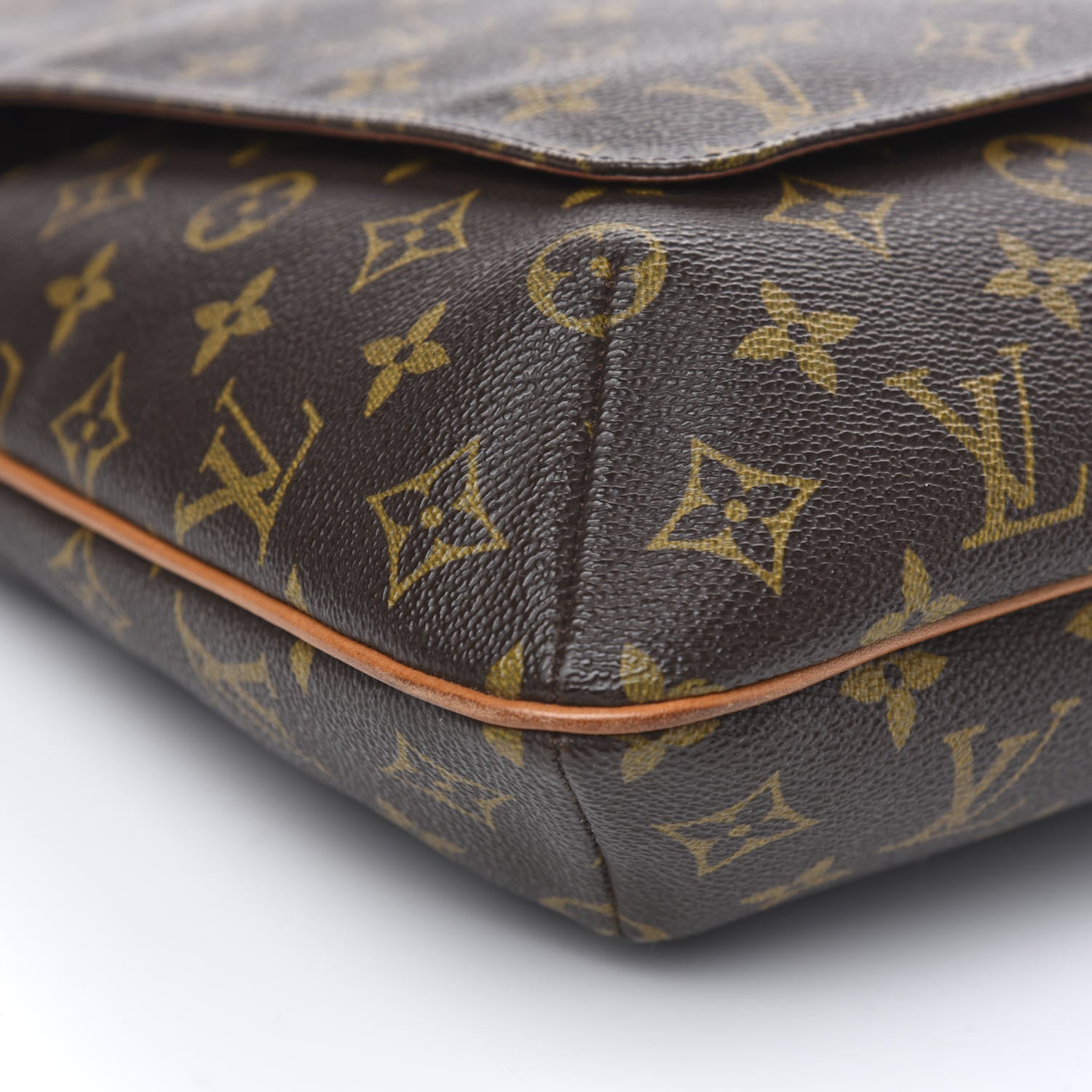 Louis Vuitton Monogram Musette GM 8 of 10