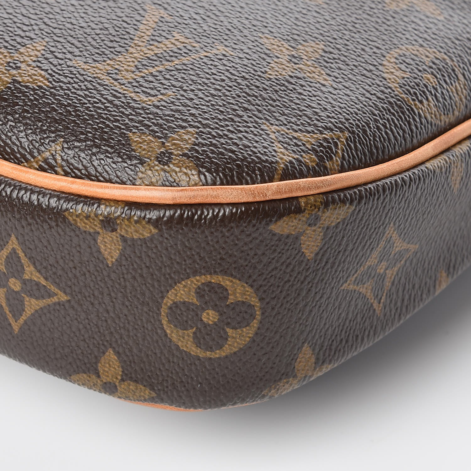 Louis Vuitton Monogram Odeon PM 11 of 18