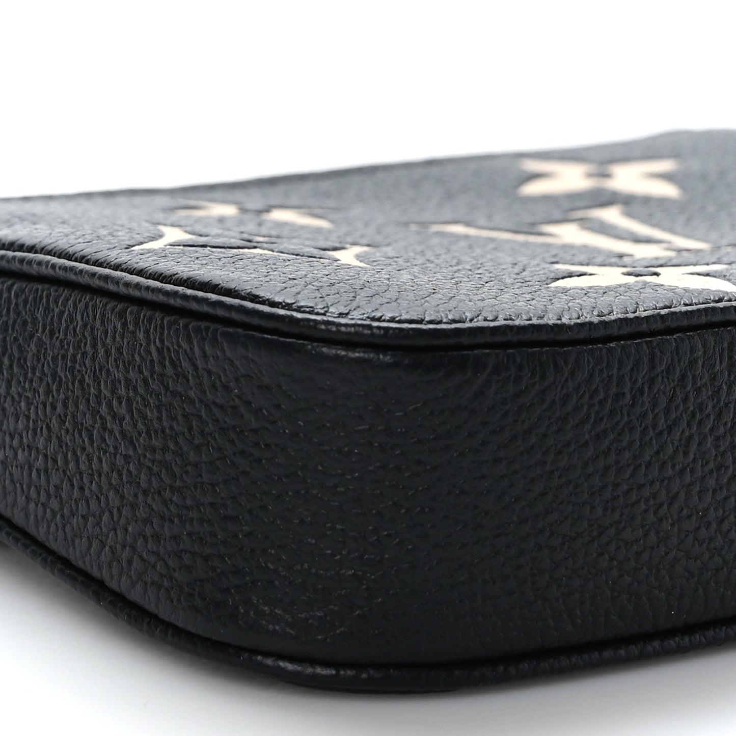 Empreinte Monogram Giant Mini Pochette Accessories Black