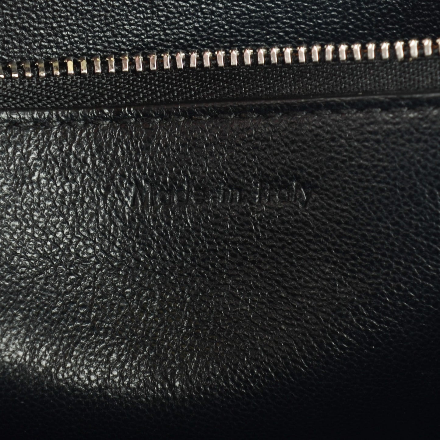 Textured Calfskin Small Bi-Color Edge Shoulder Bag Black Cream