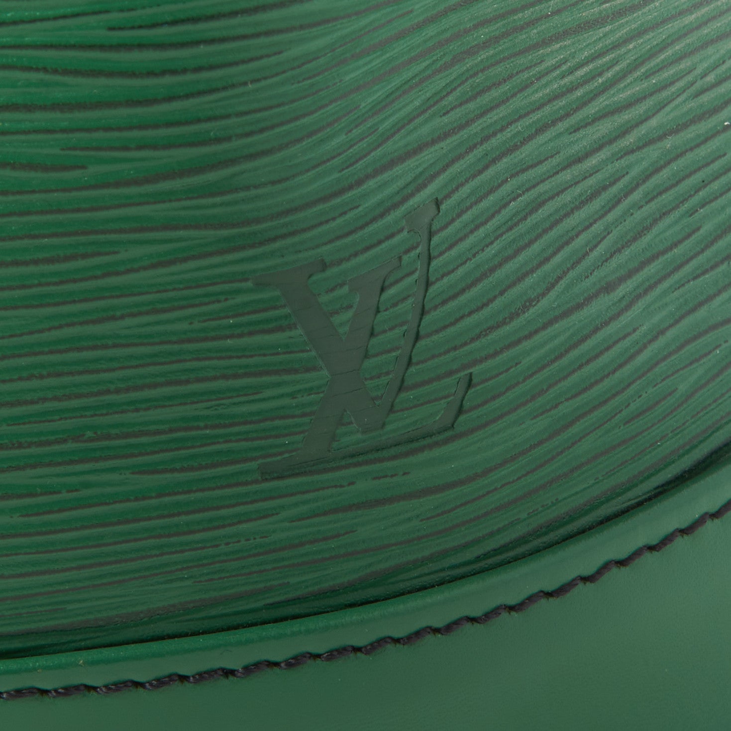 Louis Vuitton Epi Noe Borneo 8 of 9