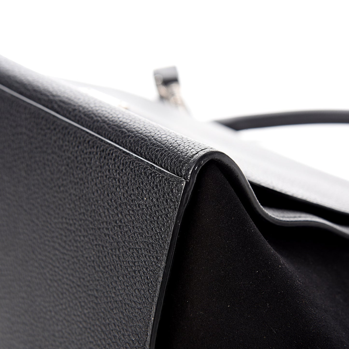 Drummed Calfskin Suede Medium Trapeze Black