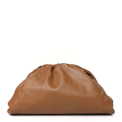 Bottega Veneta Smooth Butter Calf The Pouch Oversized Clutch Cammello 1 of 9