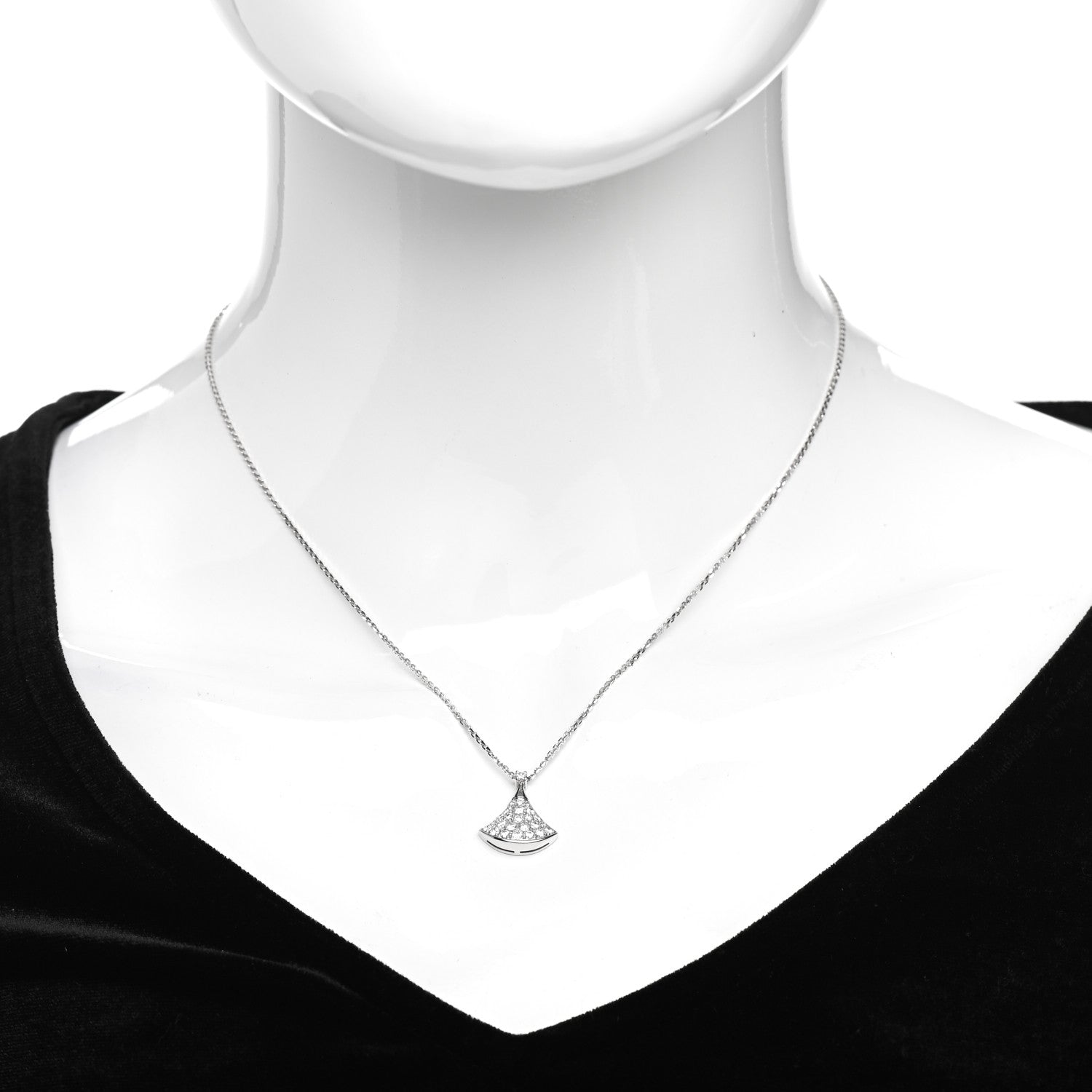 Bulgari 18K White Gold Diamond Divas' Dream Pave Necklace 2 of 5