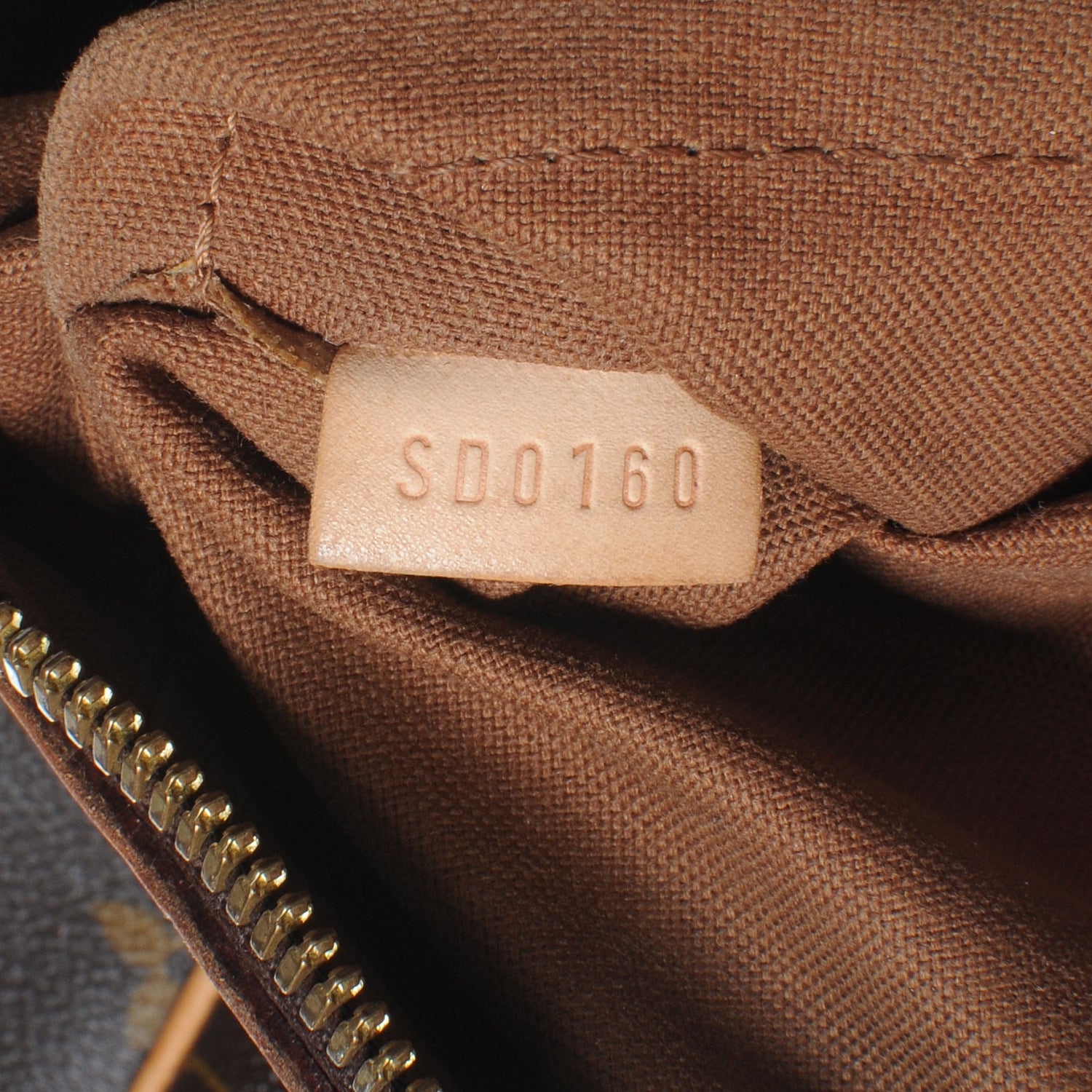 Louis Vuitton Monogram Tivoli GM 8 of 8