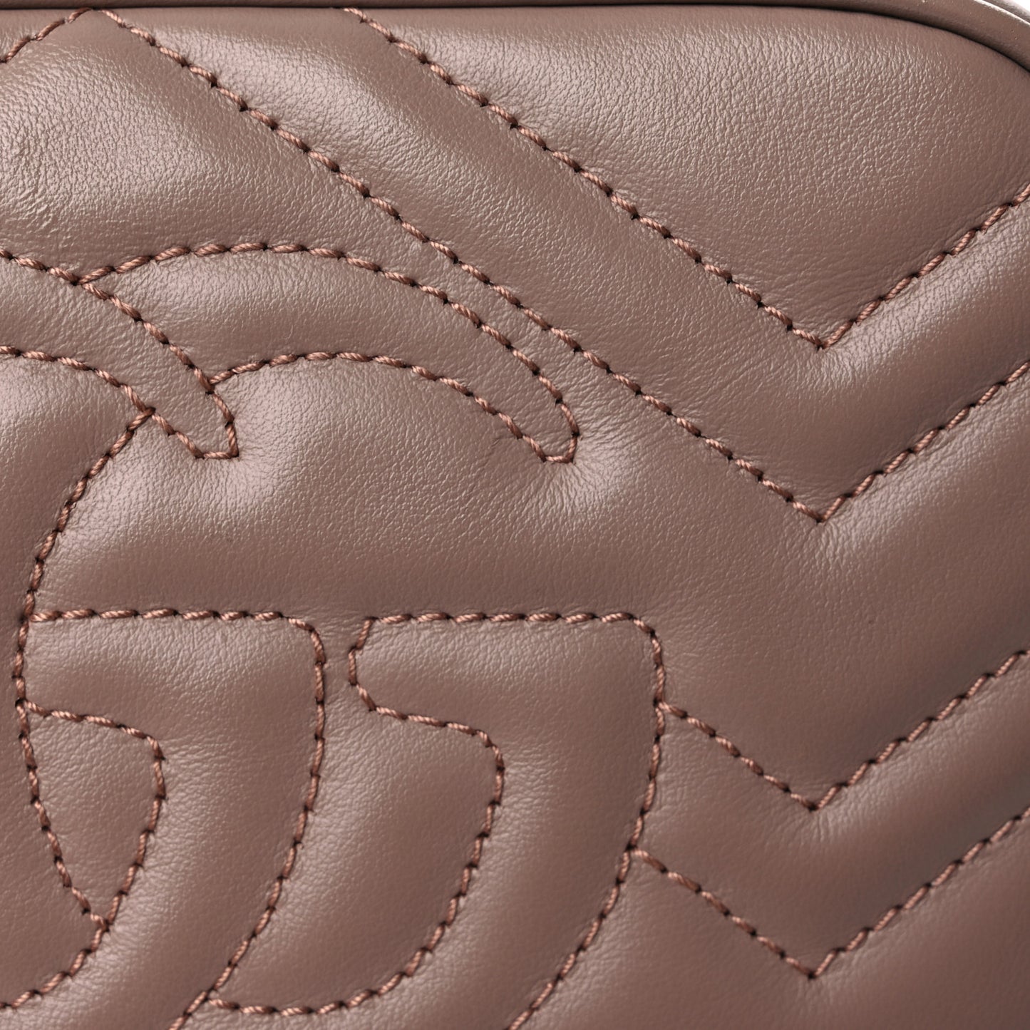 Calfskin Matelasse Mini GG Marmont Chain Shoulder Bag Porcelain Rose