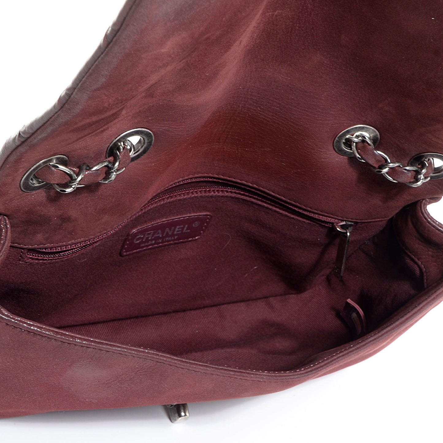 Calfskin Diamond Embossed New Chic Flap Burgundy