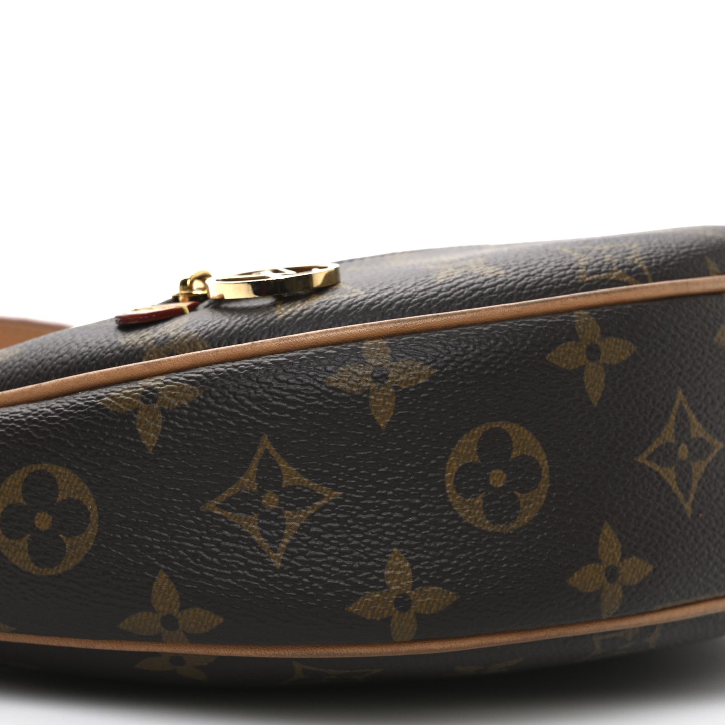 Monogram Loop