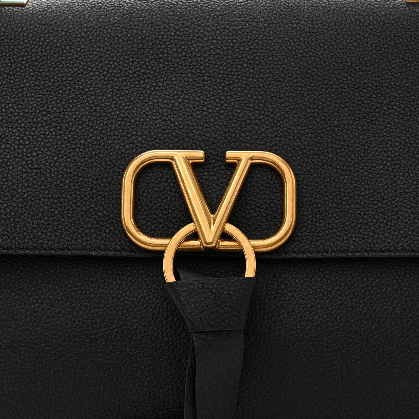 Pebbled Calfskin Medium VRing Chain Shoulder Bag Black