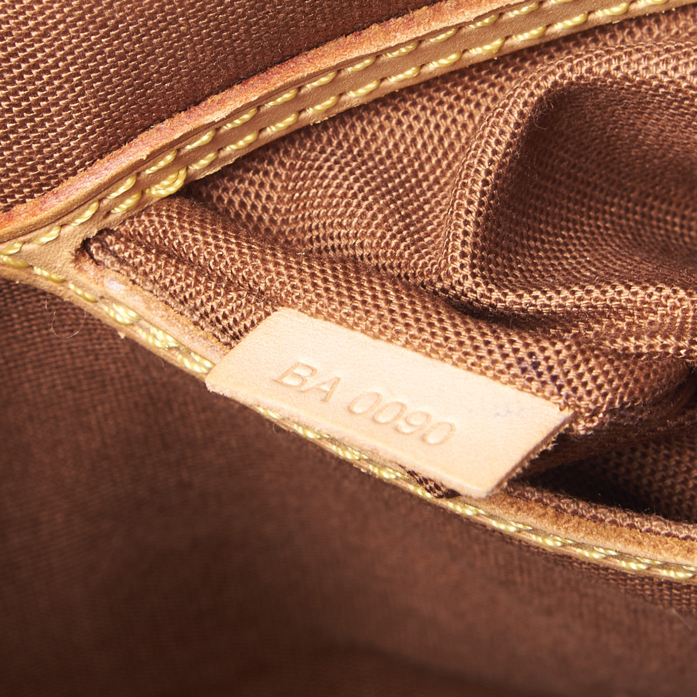 Monogram Alma PM