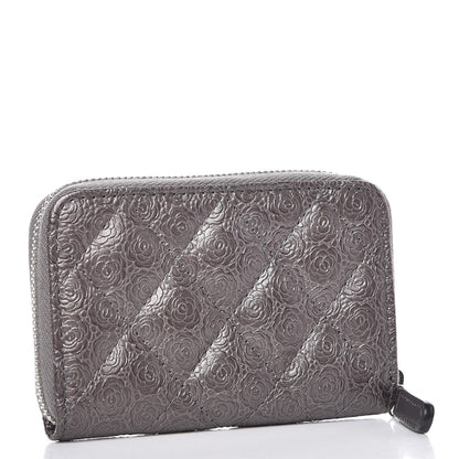Chanel Metallic Calfskin Camellia Embossed Zip Coin Purse Grey 3 of 7