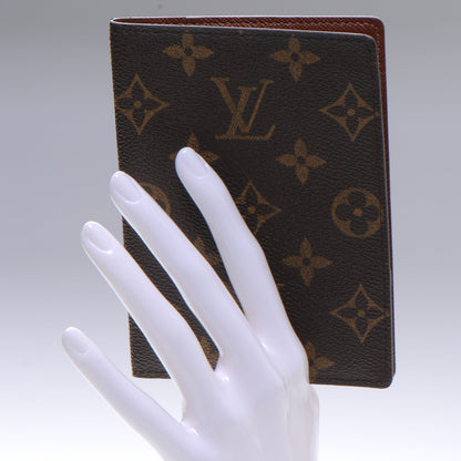 Louis Vuitton Monogram Passport Cover 2 of 7