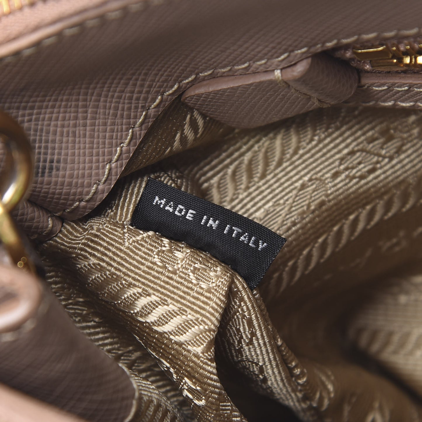 Saffiano Small Galleria Double Zip Tote Cammeo