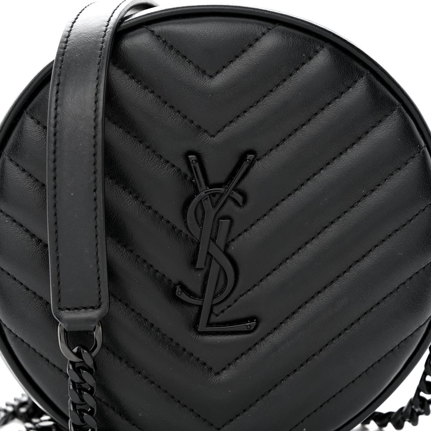 Calfskin Matelasse Chevron Round Vinyle Camera Bag Black