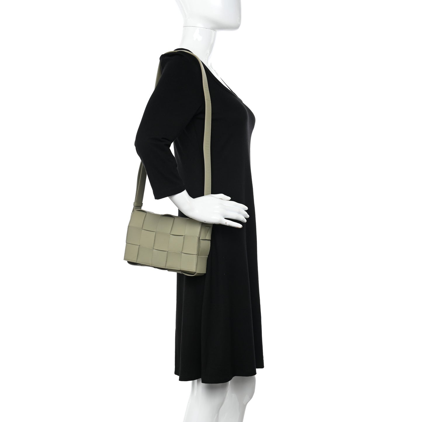Lambskin Maxi Intreccio Cassette Crossbody Bag Travertine