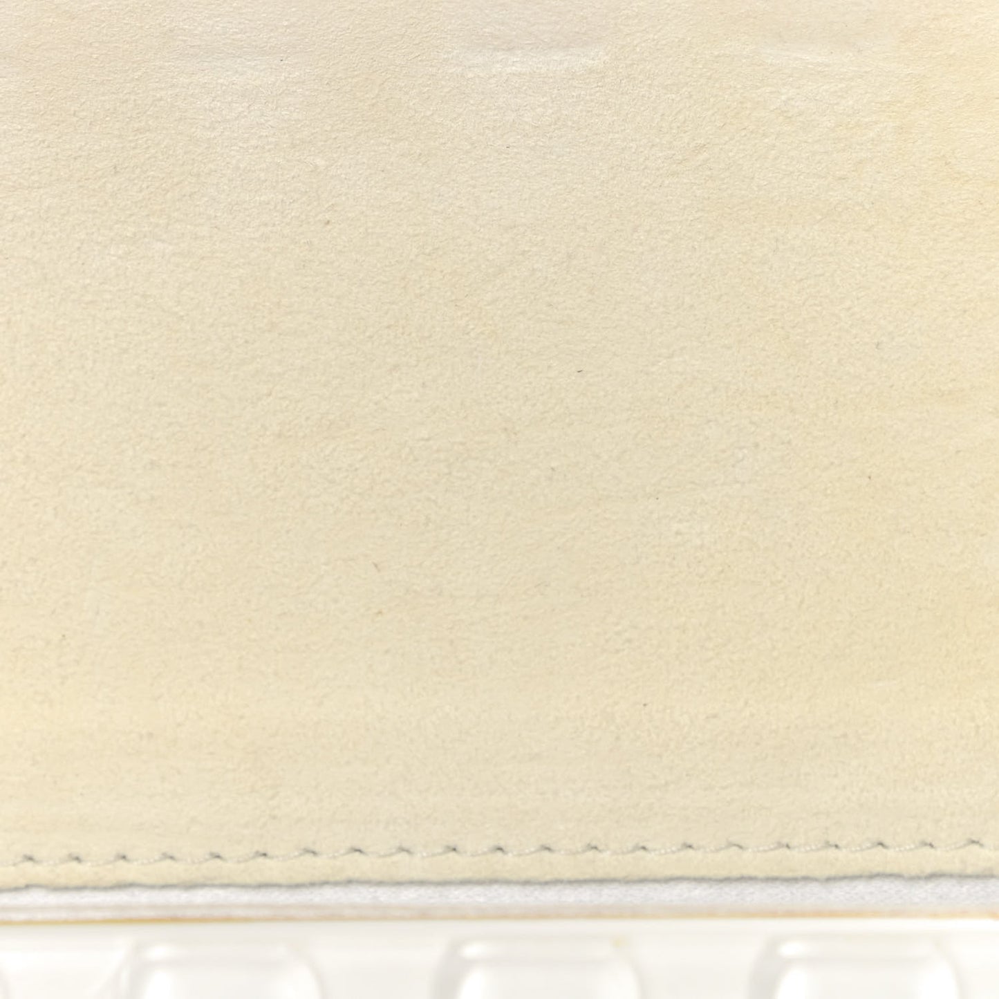 Acrylic Bubblewrap Candy Clutch White
