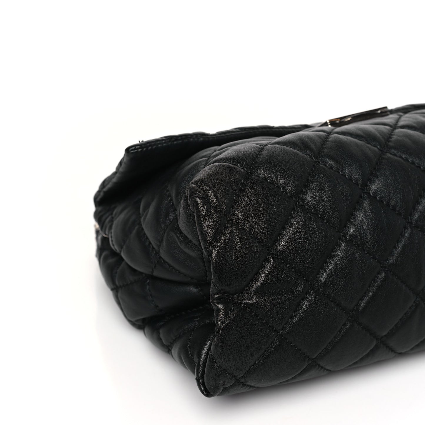 Shaggy Deer Quilted Large Beckett Shoulder Bag Black