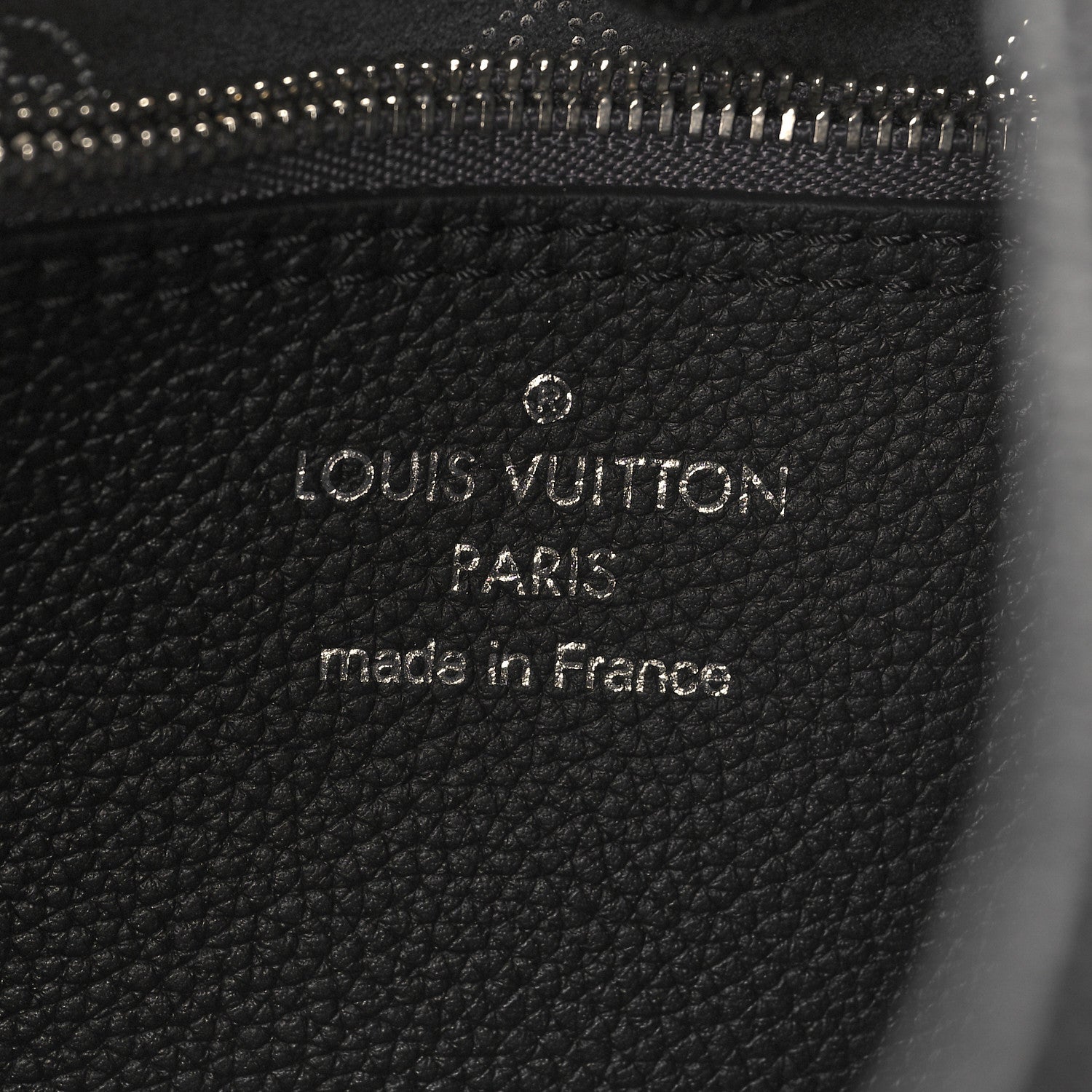 Louis Vuitton Mahina Carmel Hobo Black 6 of 11