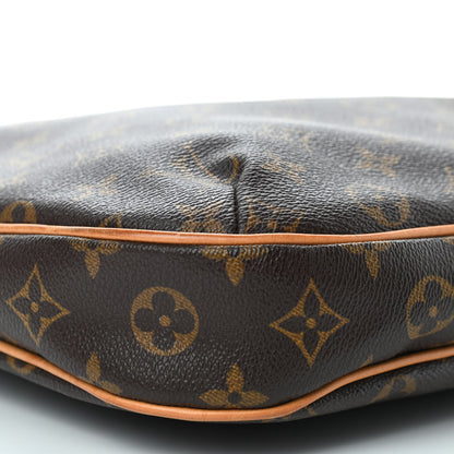 Louis Vuitton Monogram Odeon MM 9 of 16