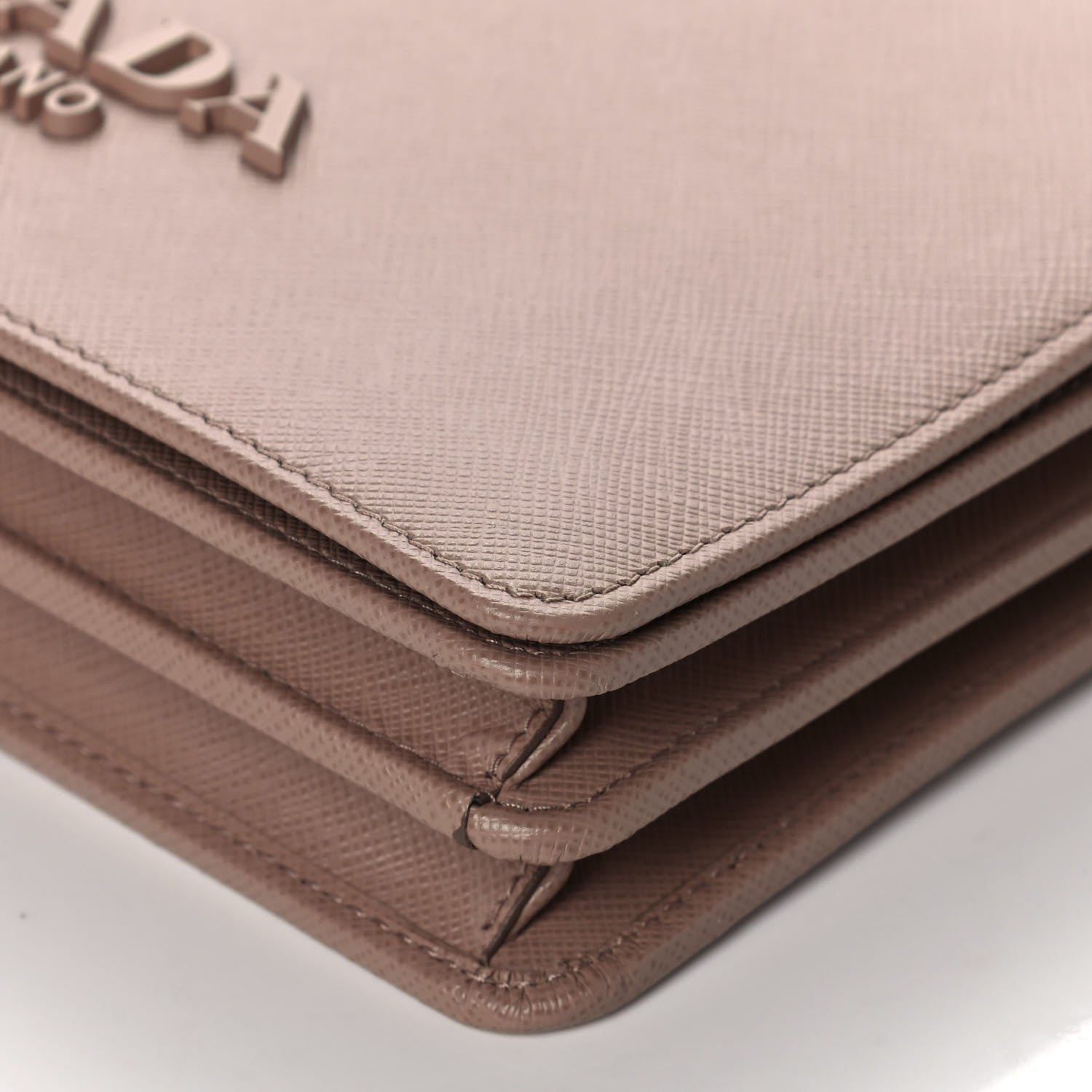 Prada Saffiano Lux Monocrome Chain Wallet Cipria 11 of 12