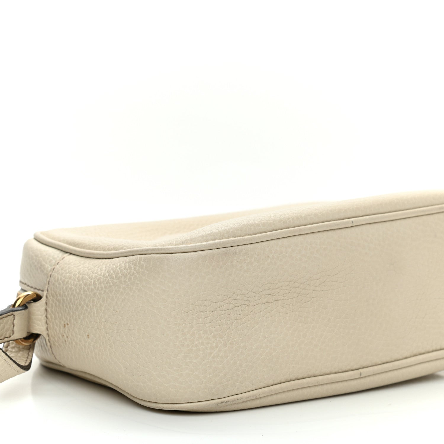 Gucci Pebbled Calfskin Small Soho Disco Bag Off White 8 of 9