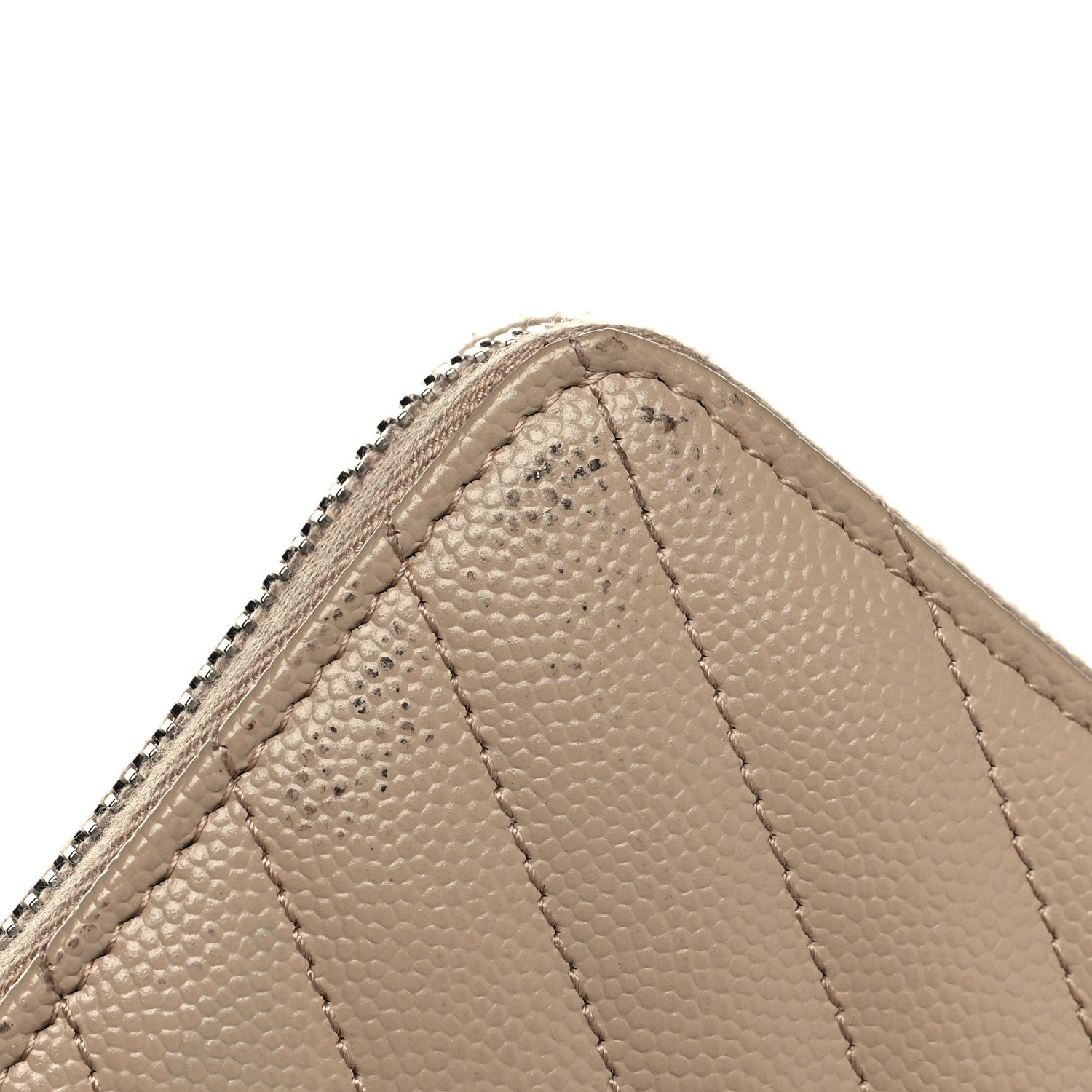 Saint Laurent Grain De Poudre Matelasse Chevron Monogram Zip Around Wallet Beige 8 of 9