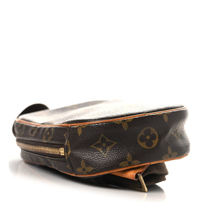 Louis Vuitton Monogram Pochette Gange 4 of 9
