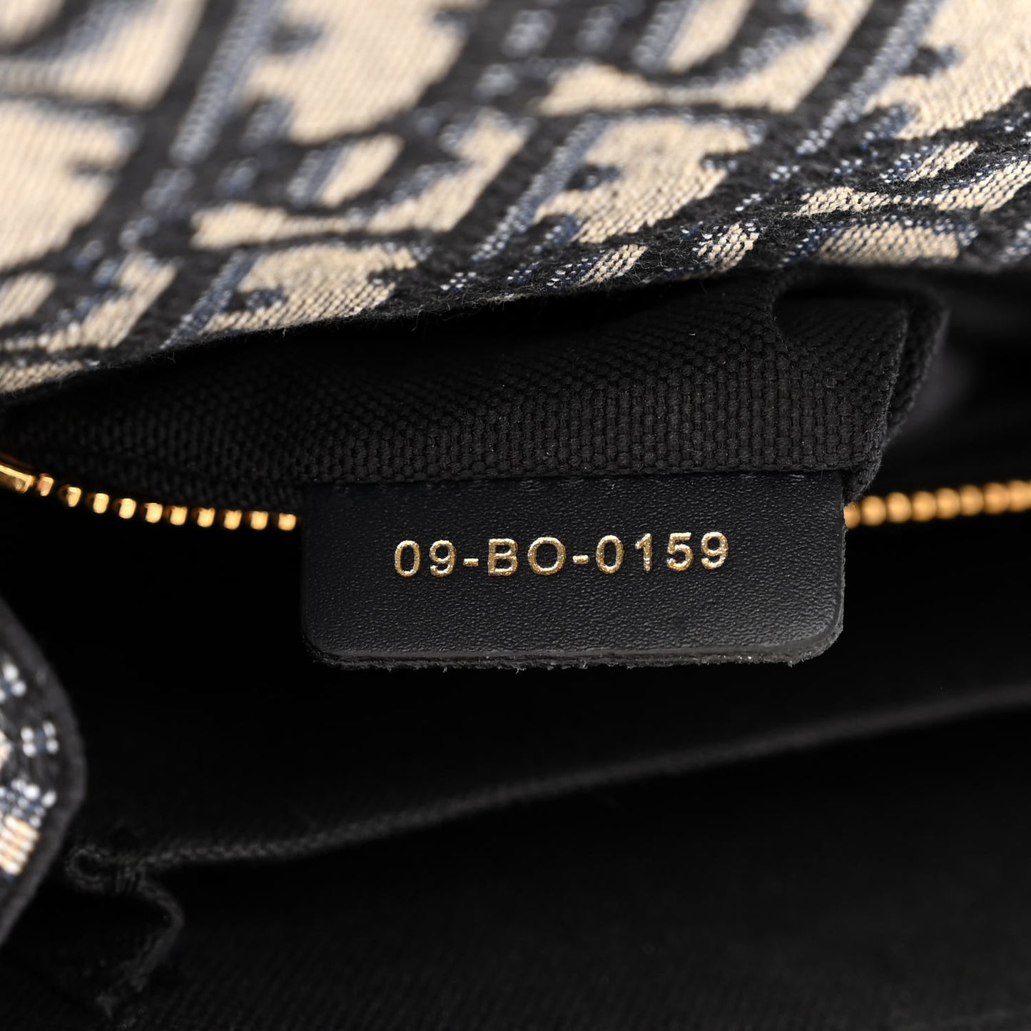 Oblique 30 Montaigne Flap Bag Blue