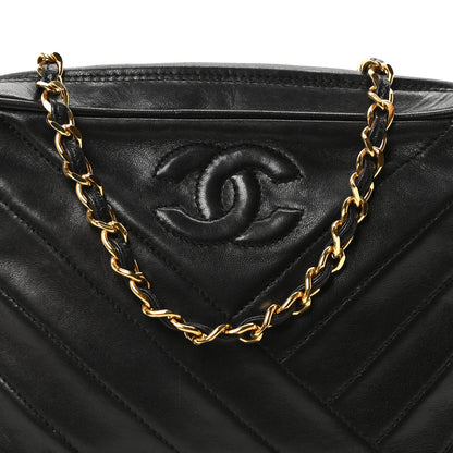 Chanel Lambskin Chevron Quilted Tassel Camera Case Black 17 of 23