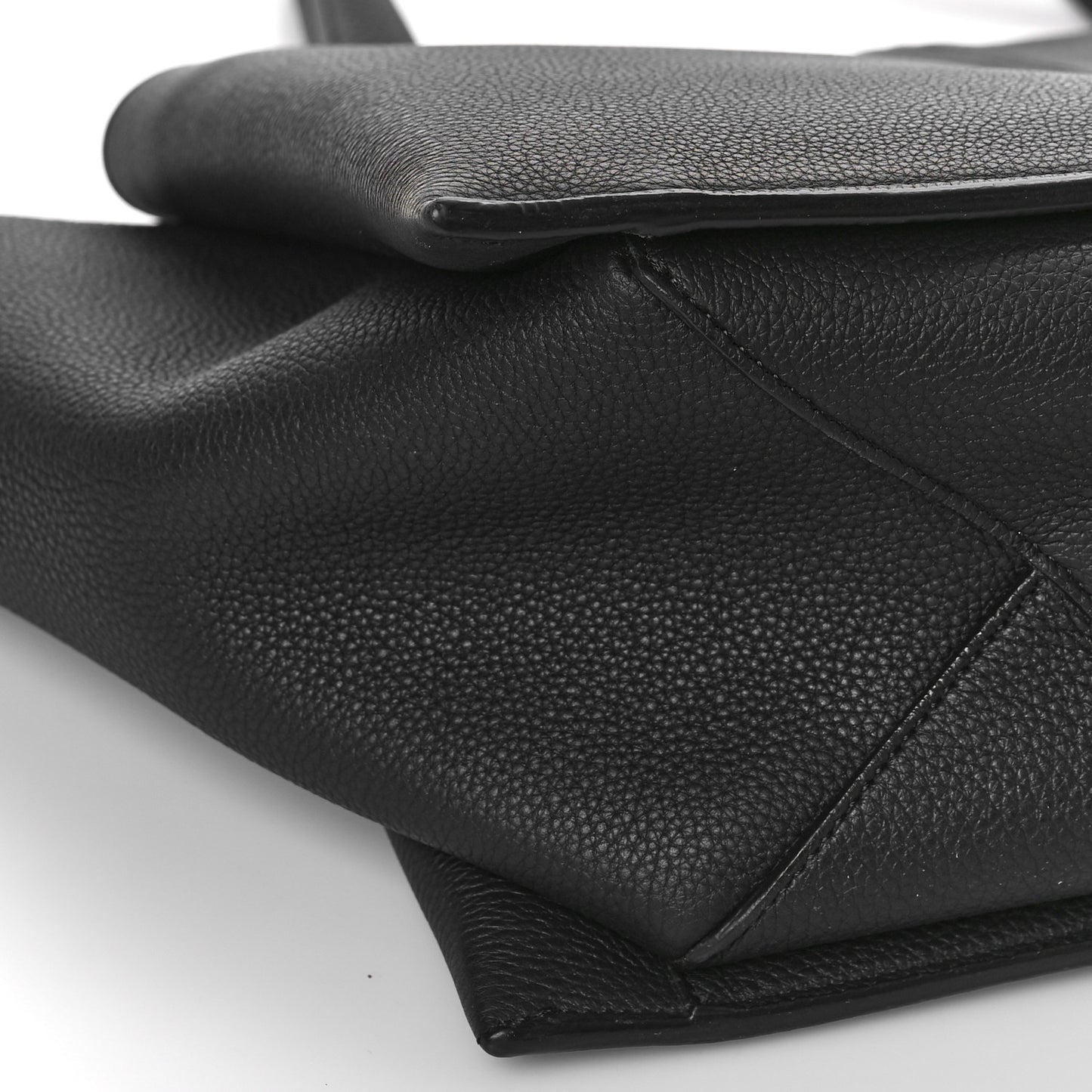 Baby Grained Calfskin Medium Tri-Fold Bag Black