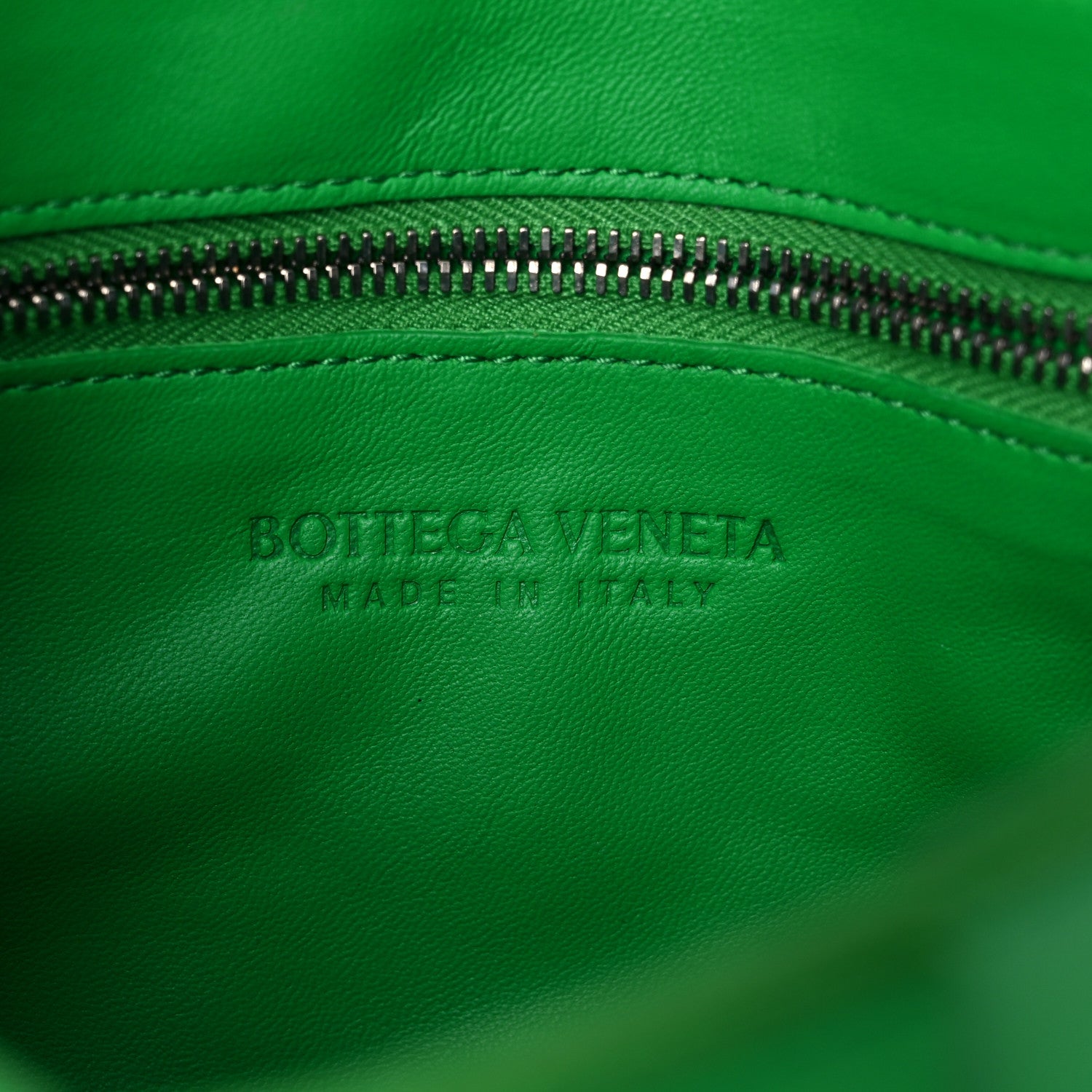 Bottega Veneta Lambskin Maxi Intrecciato Cassette Crossbody Bag Parakeet 6 of 13