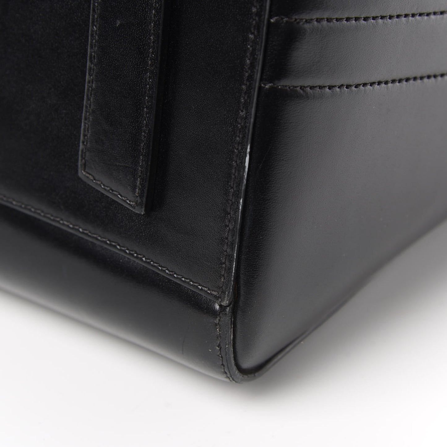 Shiny Lord Calfskin Medium Antigona Black