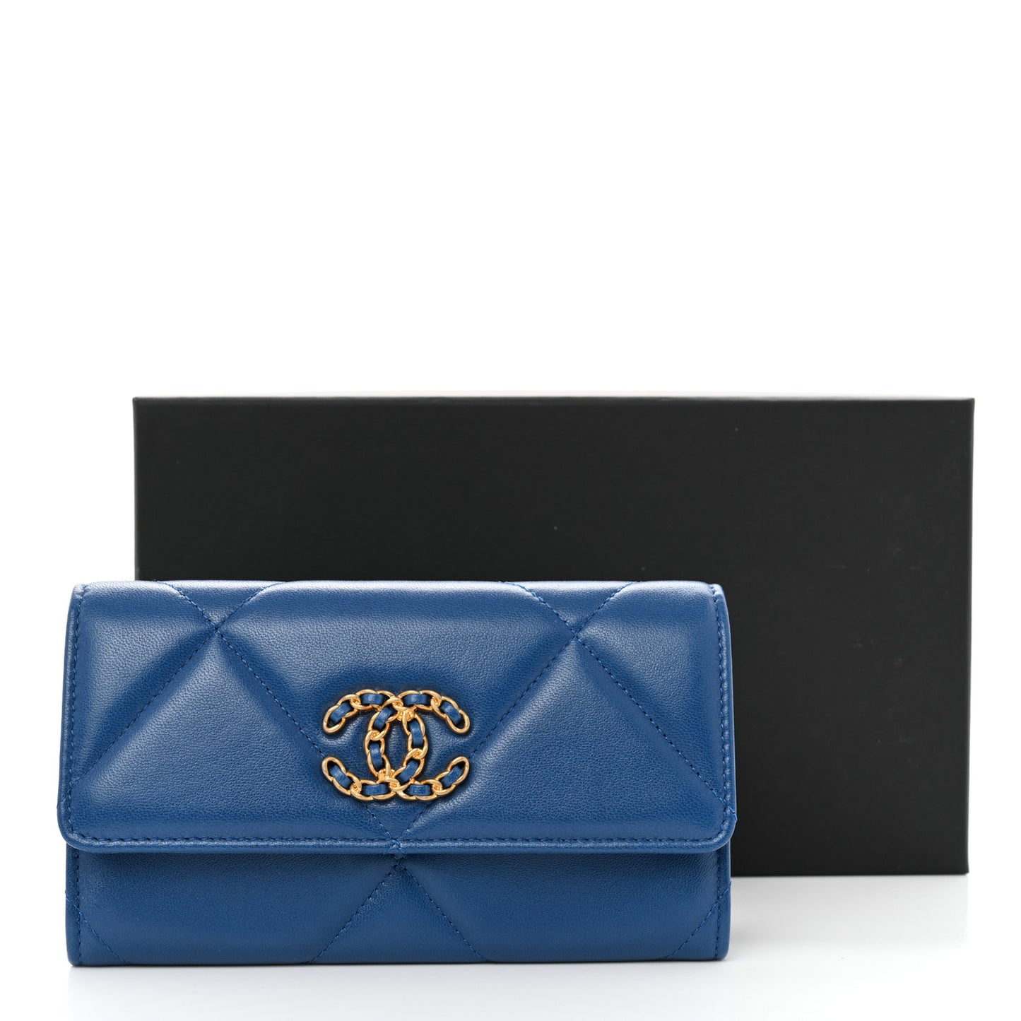 Goatskin Quilted Chanel 19 Flap Wallet Dark Blue