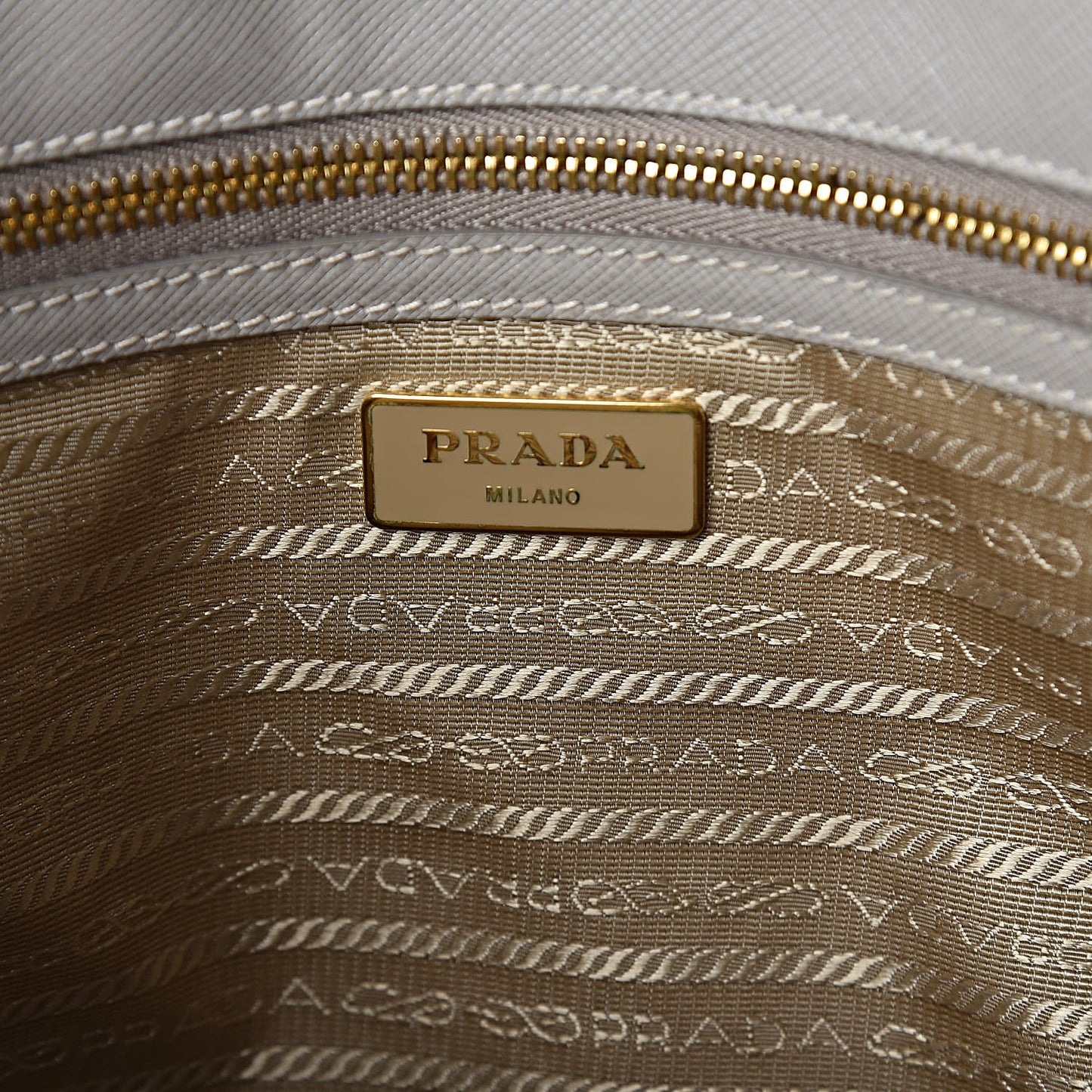 Saffiano Lux Extra Large Galleria Double Zip Tote Pomice