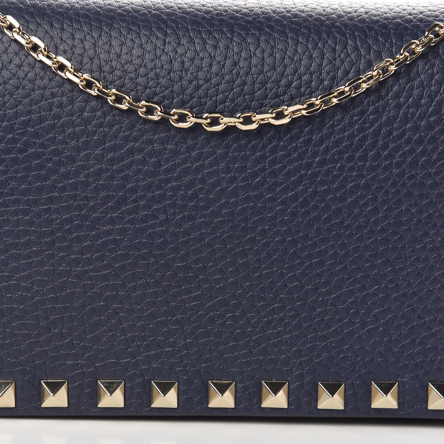 Grained Calfskin Rockstud Wallet on Chain Pure Blue