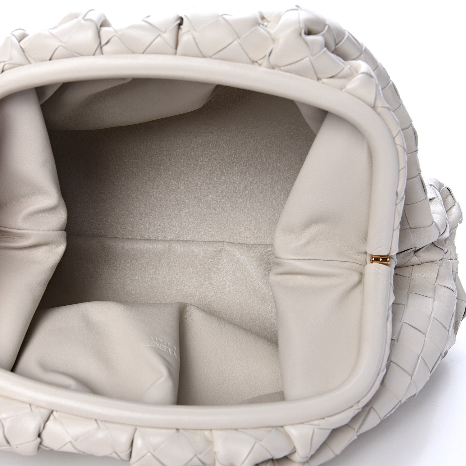 Bottega Veneta Nappa Maxi Intreccio The Pouch Oversized Clutch Plaster 4 of 6