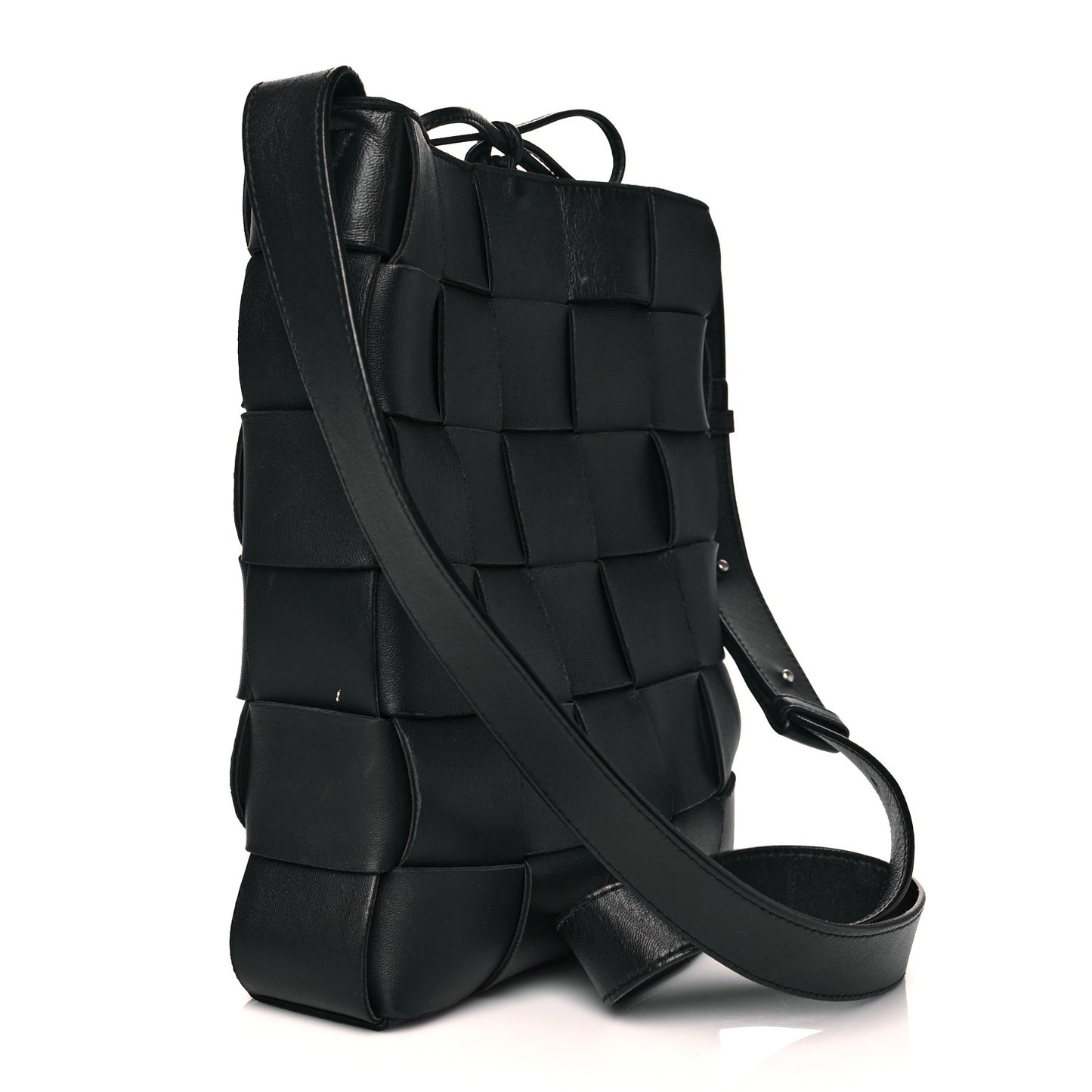 Lambskin Maxi Intrecciato Cassette Messenger Black