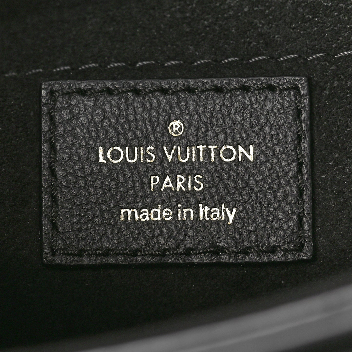Calfskin Monogram Very Messenger Black Black