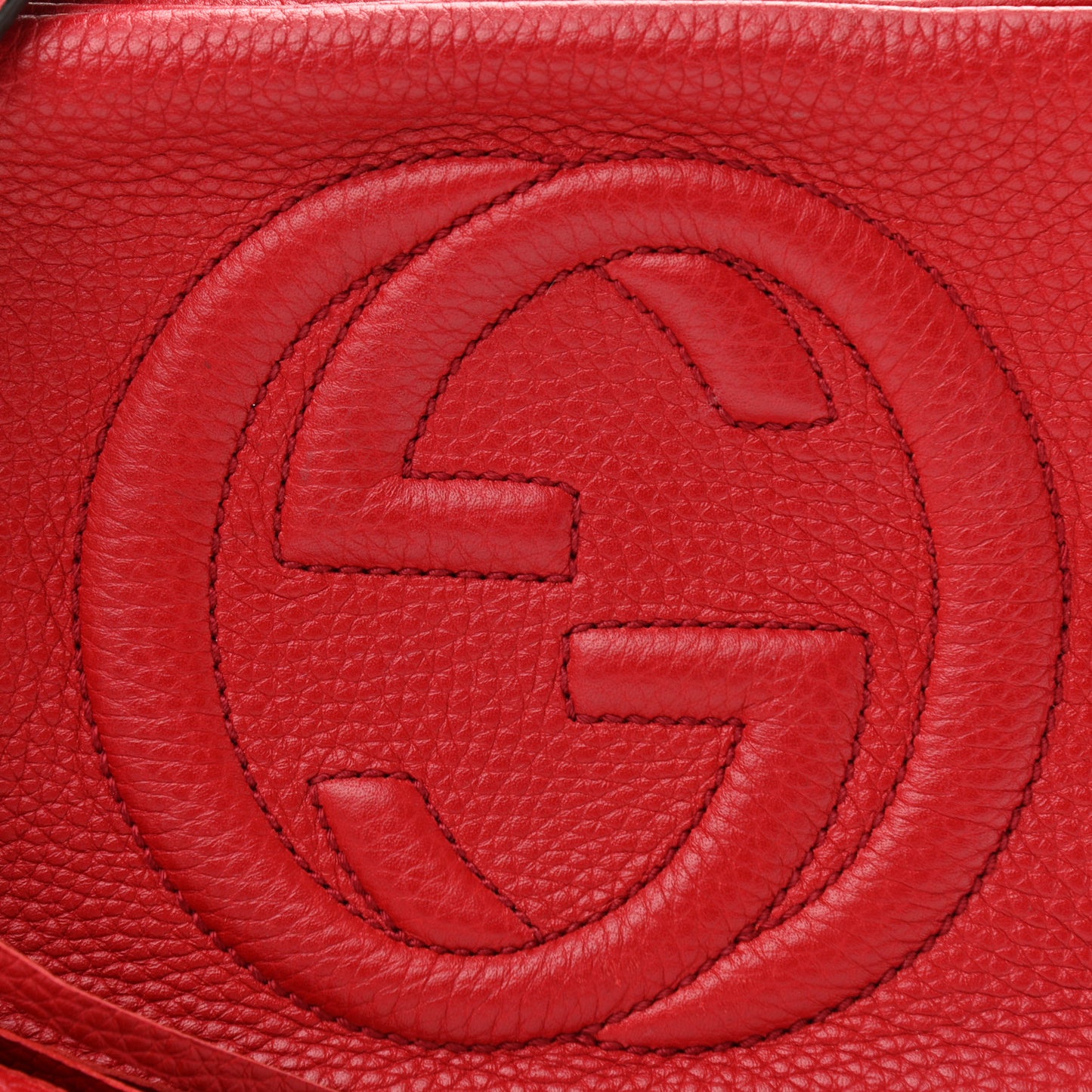 Pebbled Calfskin Small Soho Disco Bag Vibrant Red