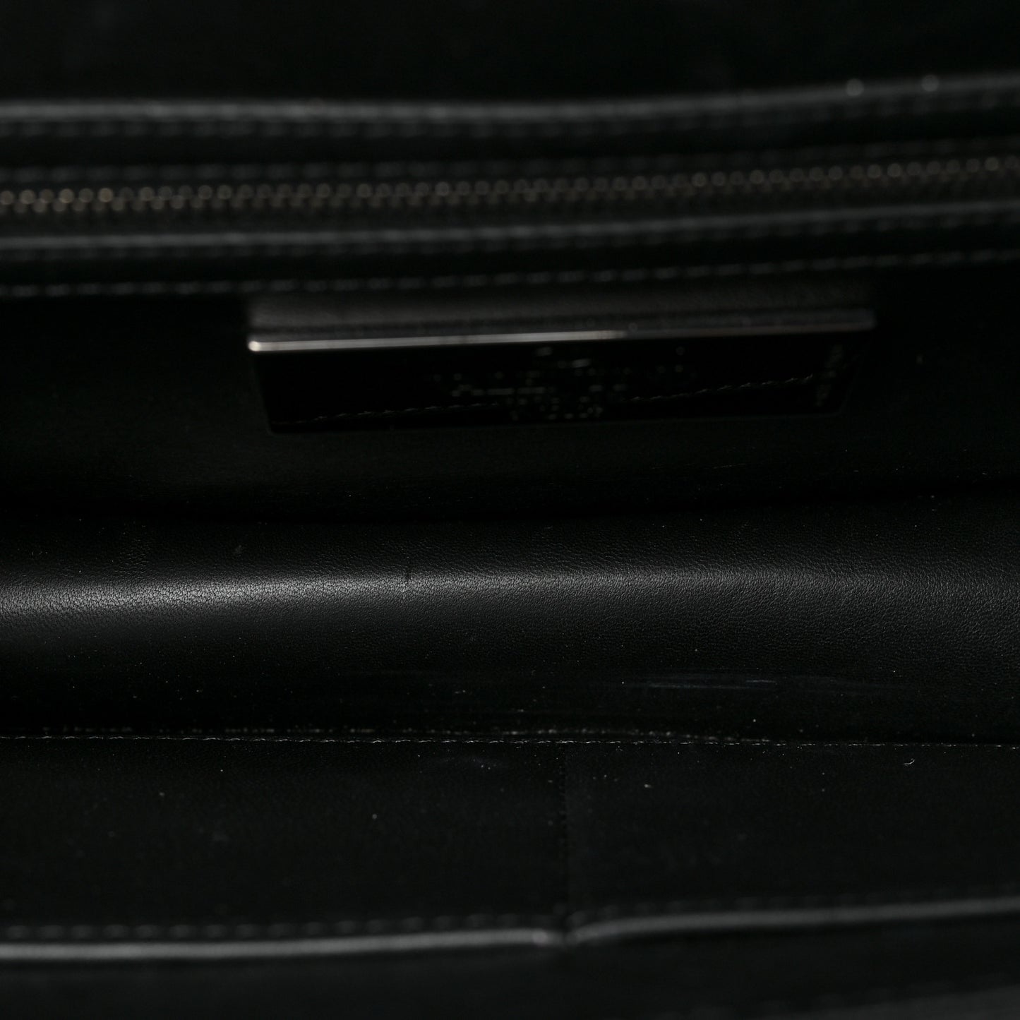 Vitello Medium Glam Lock Rockstud Flap Black