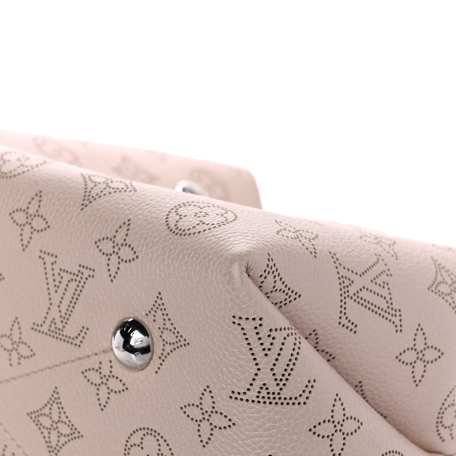 Louis Vuitton Mahina Bella Magnolia 8 of 9